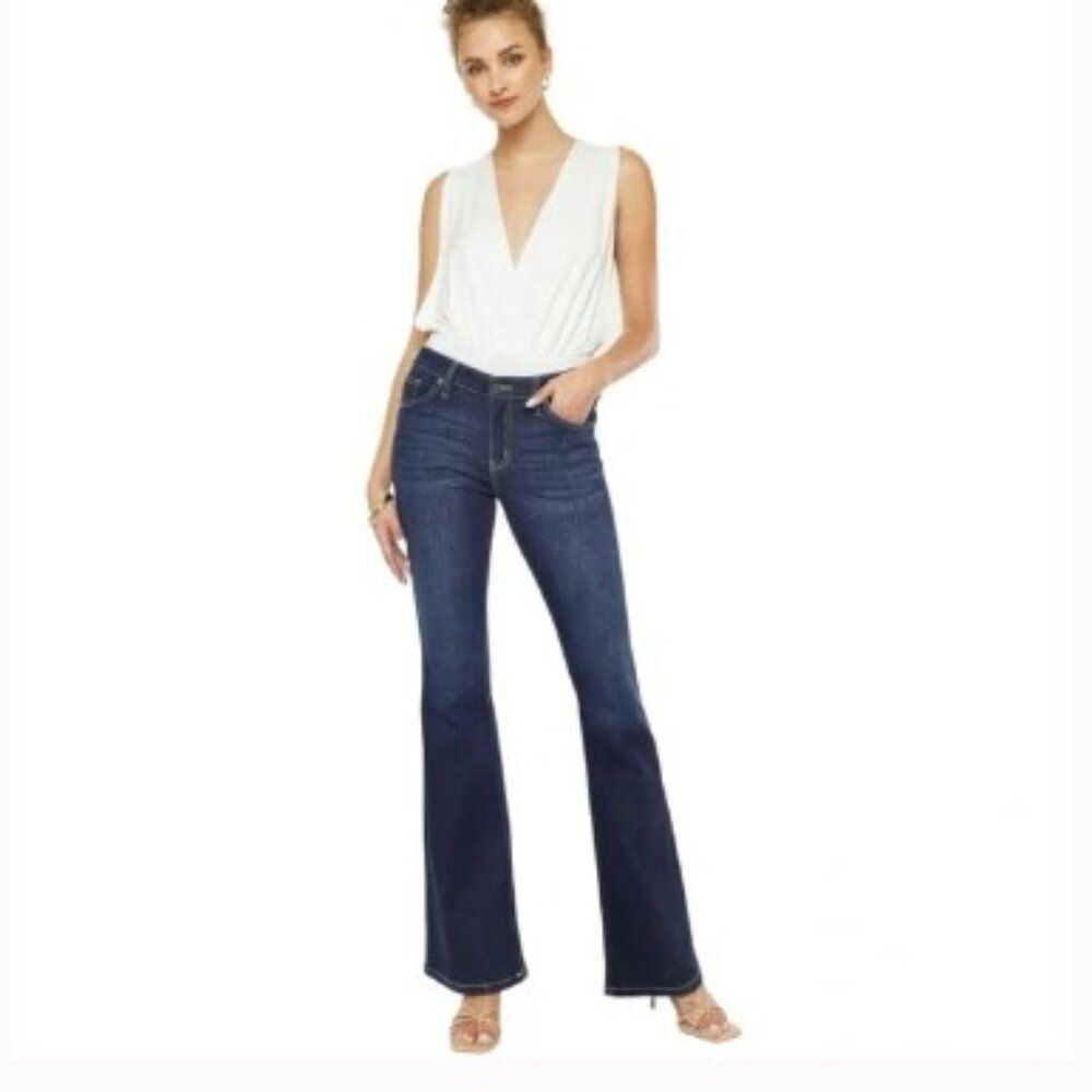 KanCan Jeans Trisha Mid Rise Classic Flare Jeans Size 7/27 Bell Bottoms Stretch